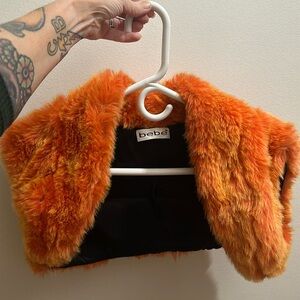 Faux fur Bebe cropped bolero vest/bright orange